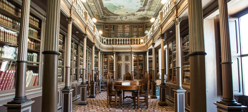 Biblioteca-Museo “Barone Antonio La Mendola”